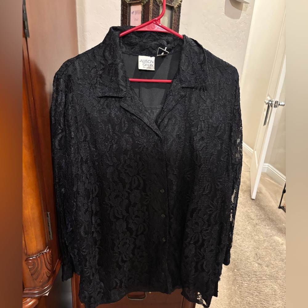 Allison Daley Black Floral Lace Button-Down Shirt
